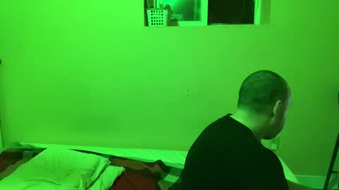 Auz online show from 12-22-25, 03:09