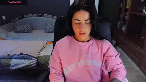 Snapshot of ava__doll chatting on 03-11-26, 11:27 Ava online show from 03-11-26, 11:27