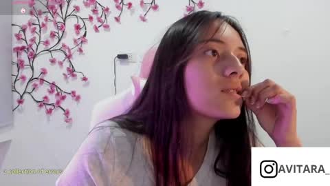 Snapshot of ava_broown chatting on 05-06-26, 03:02 online show from 05-06-26, 03:02