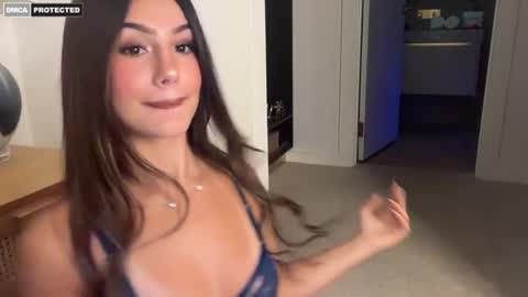 Ava  online show from 04-24-26, 06:49