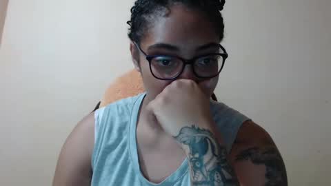 Snapshot of ava_f0xy chatting on 01-05-25, 11:22 Ava Jordana online show from 01-05-25, 11:22