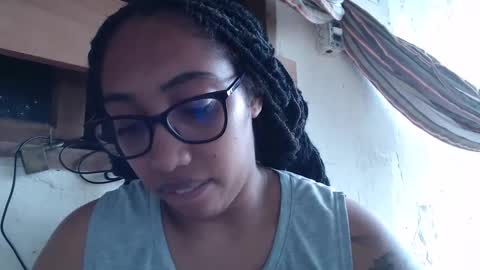 Snapshot of ava_f0xy chatting on 01-28-25, 10:23 Ava Jordana online show from 01-28-25, 10:23