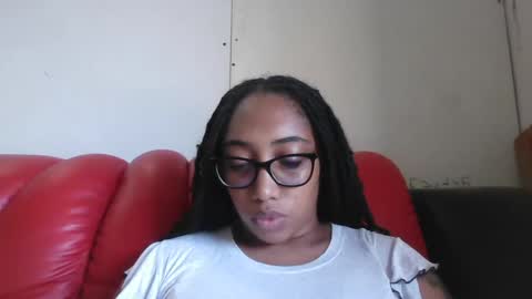 Snapshot of ava_f0xy chatting on 02-17-25, 08:58 Ava Jordana online show from 02-17-25, 08:58