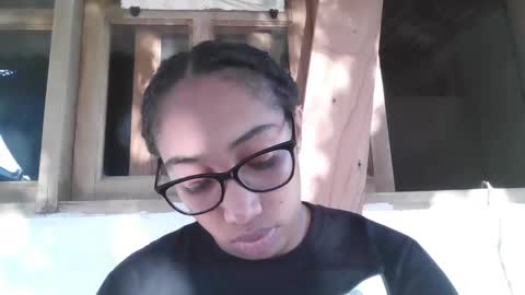 Snapshot of ava_f0xy chatting on 02-19-25, 10:31 Ava Jordana online show from 02-19-25, 10:31