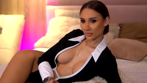 Snapshot of ava_heath chatting on 01-22-25, 10:59 Ava online show from 01-22-25, 10:59