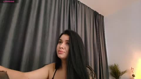 Snapshot of ava_monroee chatting on 05-14-26, 05:36 Ava online show from 05-14-26, 05:36