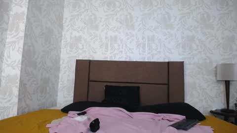 Ava  online show from 04-20-26, 07:04