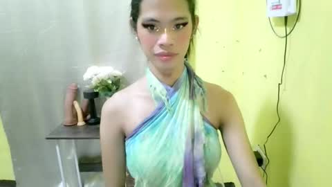 avacadaxcx online show from 11-11-25, 10:21