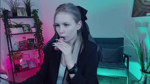 Snapshot of avadaviis chatting on 09-24-25, 10:51 Ava nonude online show from 09-24-25, 10:51