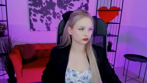 Snapshot of avadaviis chatting on 10-06-25, 02:36 Ava nonude online show from 10-06-25, 02:36