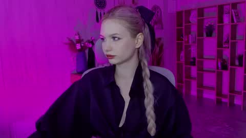 Snapshot of avadaviis chatting on 10-07-25, 03:20 Ava nonude online show from 10-07-25, 03:20