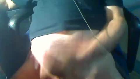 Snapshot of avan05 chatting on 12-13-25, 07:53 avan05 online show from 12-13-25, 07:53