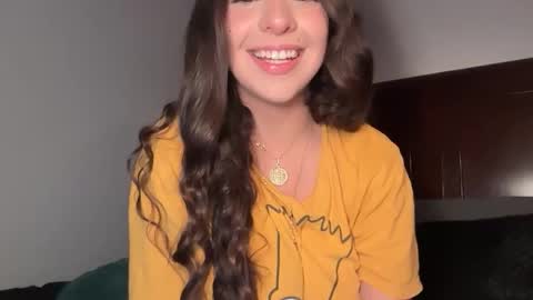 avangelinefunn99 online show from 04-05-26, 07:16