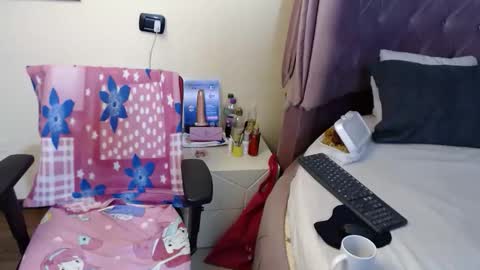 avaryd online show from 04-25-26, 04:15