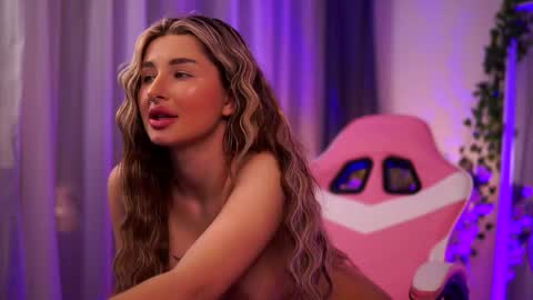 Carina online show from 02-13-25, 02:56