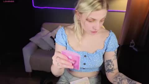 avasun online show from 03-08-26, 01:04