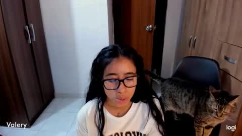 Valery -- online show from 10-24-25, 02:30