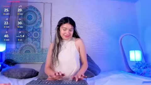 Snapshot of avelia_dh chatting on 06-25-26, 08:02 Avelia online show from 06-25-26, 08:02