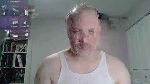 Snapshot of averagegreg chatting on 01-12-25, 12:44 Greg online show from 01-12-25, 12:44