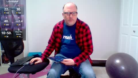 Snapshot of averagegreg chatting on 01-18-25, 03:31 Greg online show from 01-18-25, 03:31