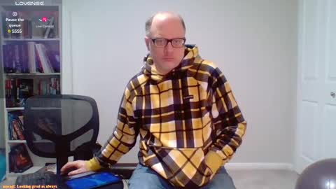 Snapshot of averagegreg chatting on 02-14-25, 10:47 Greg online show from 02-14-25, 10:47