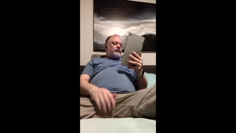 Greg online show from 04-19-26, 03:33