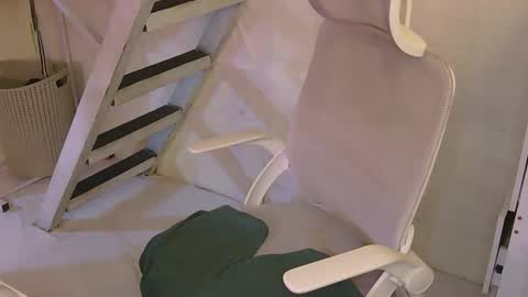 Rhian online show from 04-24-26, 02:58