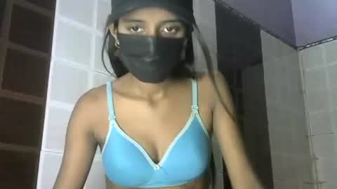 Snapshot of avery_lust01 chatting on 05-07-26, 06:08 avery_lust01 online show from 05-07-26, 06:08