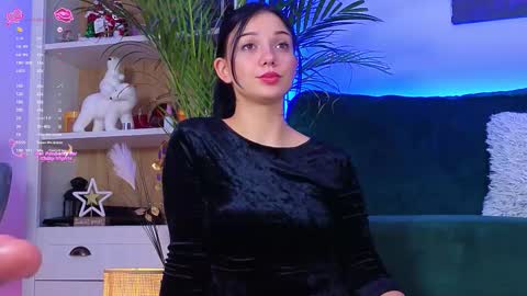 Snapshot of averywillow chatting on 11-26-25, 03:57 AveryWillow online show from 11-26-25, 03:57