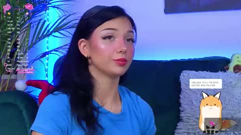 Snapshot of averywillow chatting on 12-03-25, 04:27 AveryWillow online show from 12-03-25, 04:27