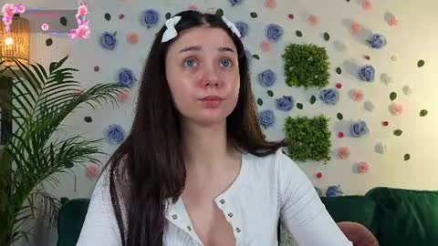 AveryWillow online show from 06-20-26, 01:41