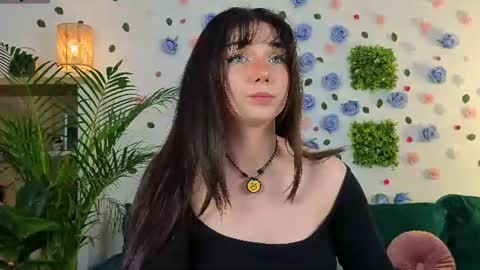 AveryWillow online show from 06-22-26, 02:35