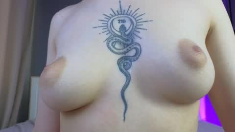 avgustina_love online show from 04-25-26, 10:29