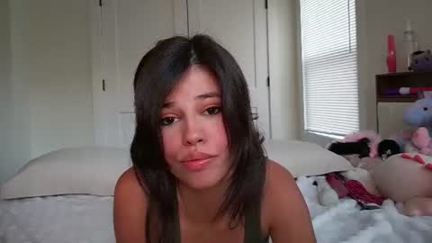 Snapshot of aviblush chatting on 07-06-26, 02:14 Aviblush online show from 07-06-26, 02:14