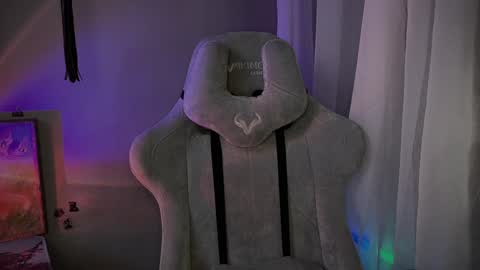 Snapshot of aviva_faith chatting on 01-30-25, 10:19 Aviva online show from 01-30-25, 10:19