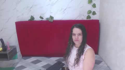 avrilruizcm online show from 11-17-25, 12:00