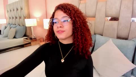 Avril  online show from 01-11-26, 12:54