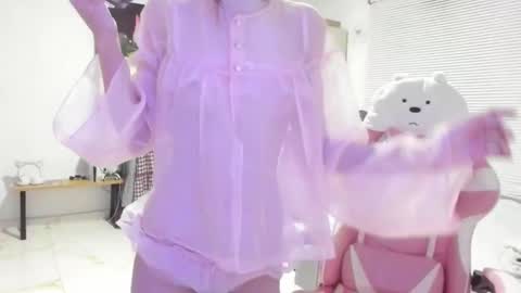 Snapshot of awa_katy chatting on 02-07-25, 01:04 katy online show from 02-07-25, 01:04