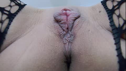 Snapshot of axarawilliams chatting on 12-01-25, 09:25 Alexa online show from 12-01-25, 09:25