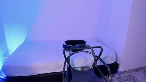 Snapshot of axel__fierro chatting on 04-21-26, 01:42 axel__fierro online show from 04-21-26, 01:42