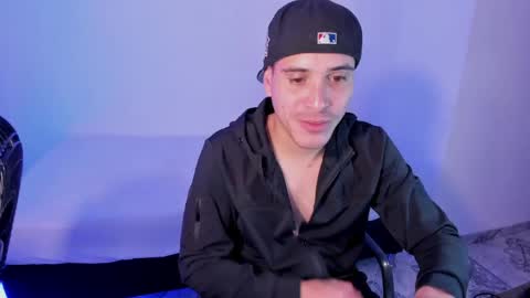Snapshot of axel__fierro chatting on 04-26-26, 08:17 axel__fierro online show from 04-26-26, 08:17