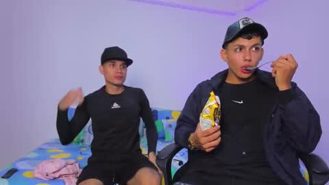 Snapshot of axel_cody_ chatting on 11-27-25, 07:49 AXEL online show from 11-27-25, 07:49