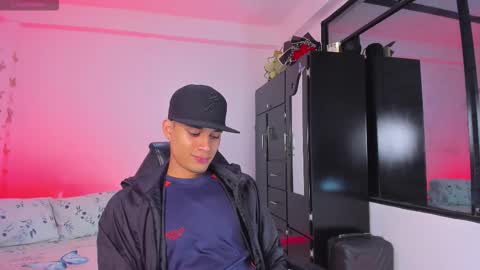 Snapshot of axel_cody_ chatting on 01-10-26, 12:12 AXEL online show from 01-10-26, 12:12