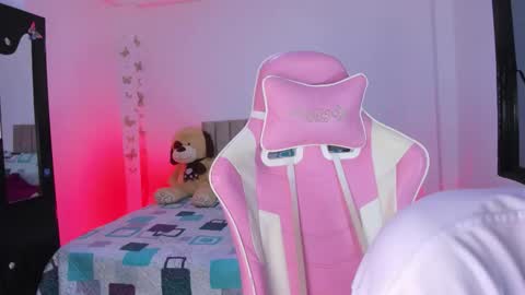 Snapshot of axel_cody_ chatting on 03-21-26, 03:55 AXEL online show from 03-21-26, 03:55