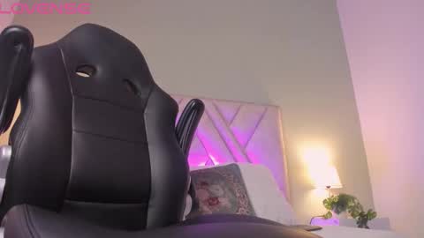 Yooung King  online show from 02-27-26, 02:55