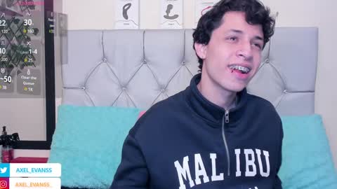 Axel Evanss online show from 12-03-24, 01:21