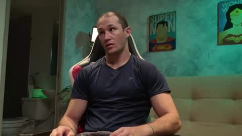 Axel Fairchaild online show from 01-13-26, 01:49