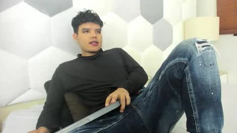 Axel Forte online show from 02-24-26, 01:09