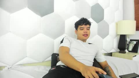 Axel Forte online show from 03-05-26, 01:40