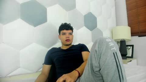 Axel Forte online show from 04-17-26, 01:47